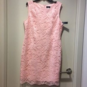 Tahari Arthur S. Levine blush pink crew neck lace overlay Dress NWT size 18